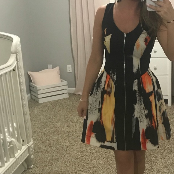 Mossimo Supply Co. Dresses & Skirts - Beautiful Dress with zipper